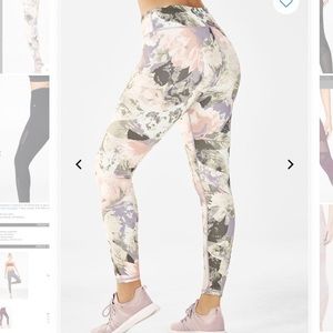 Mid-Rise Printed Powerhold Legging